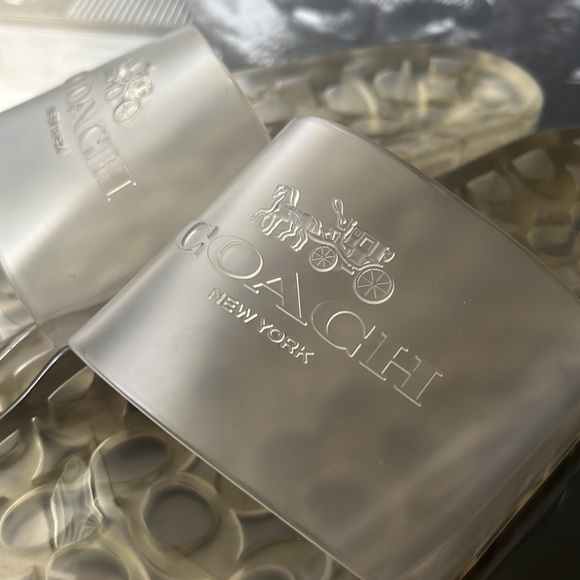 Coach clear slides - size 8.5/9 - Picture 2 of 3